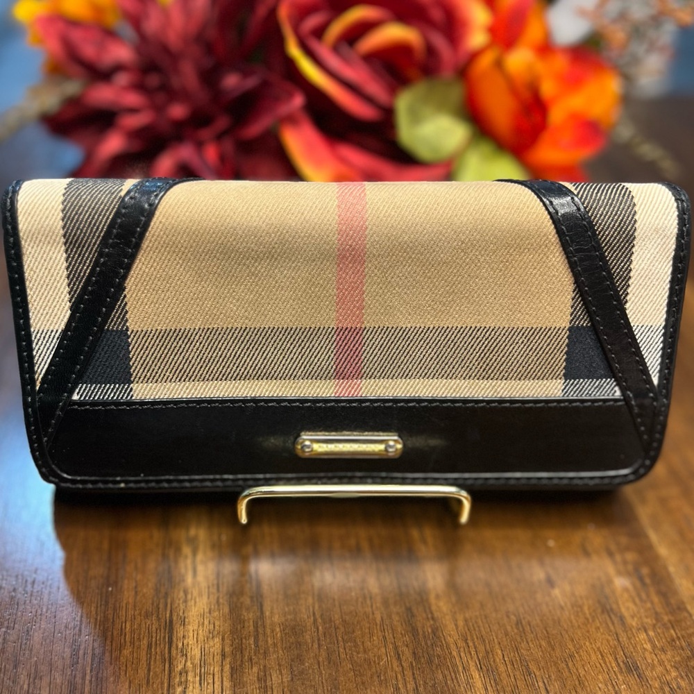 Authentic Burberry House Check Continental Long Wallet - EUC